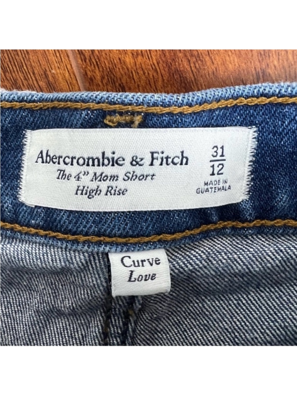 Abercrombie & Fitch The 4” Mom Short High Rise Cirve Love SZ 31/12 nwot - Picture 6 of 10